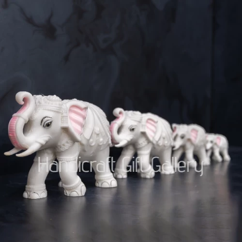 Marble Dust Family Set Elephants White