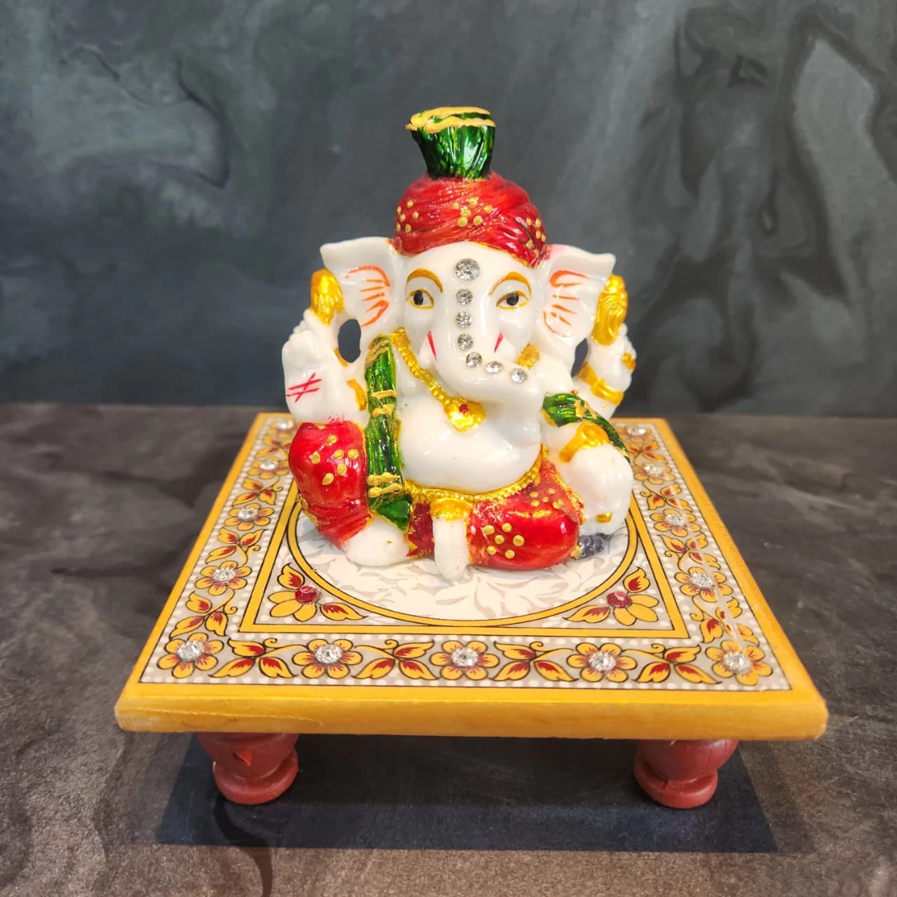 Pagdi Ganesh Ji with Marble Chowki